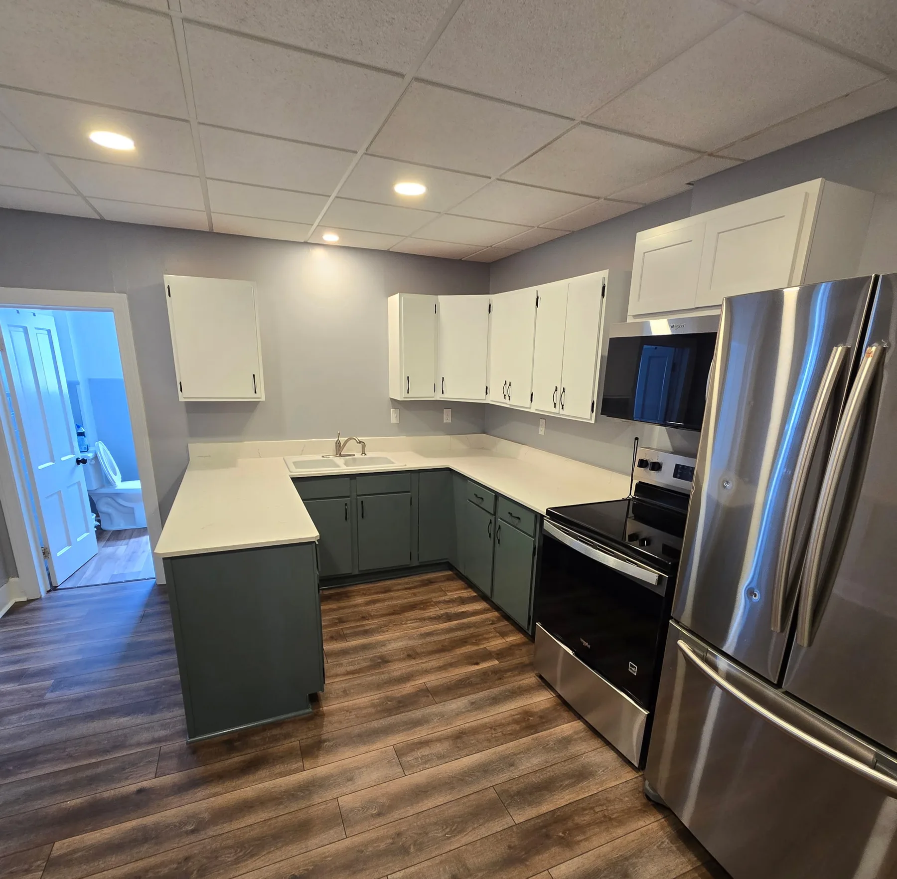 Finished renovated kitchen